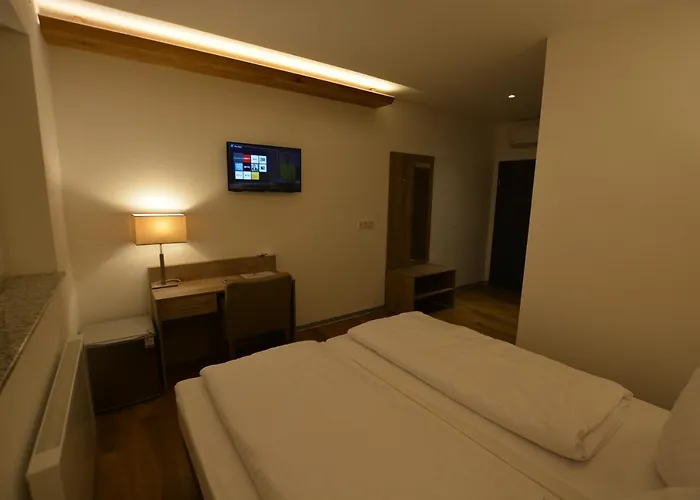 Gs Diepension 3* Griesheim (Hessen)