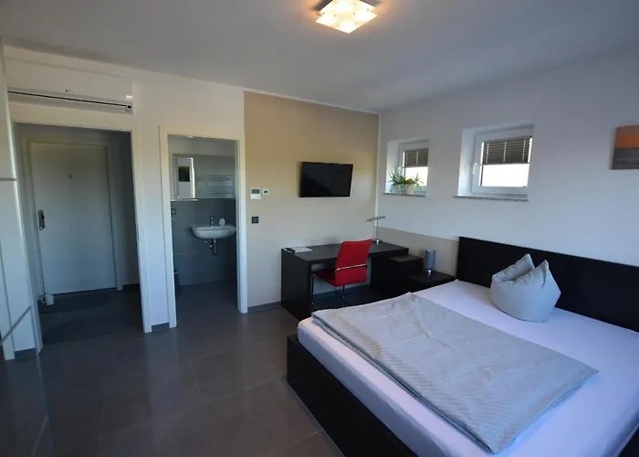 Gs Diepension 3* Griesheim (Hessen)